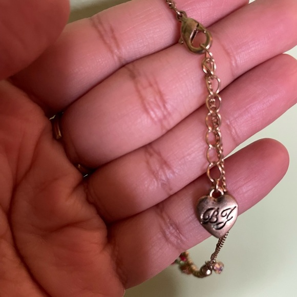 Adorable Betsey Johnson Gold and Red Crab Bracelet and Adjustable Ring - Picture 4 of 11